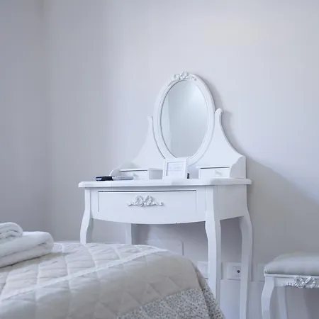 Clara Domus 3*